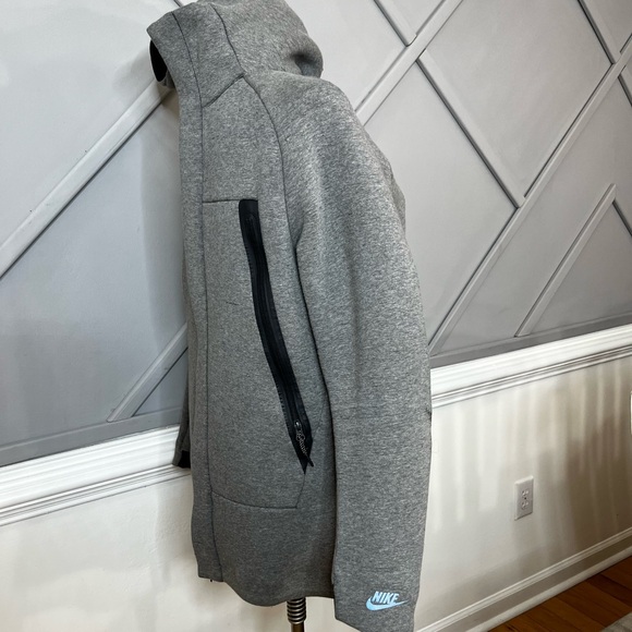 Nike Tech Fleece Insulated Parka Grey Mens Sz M - Picture 4 of 6